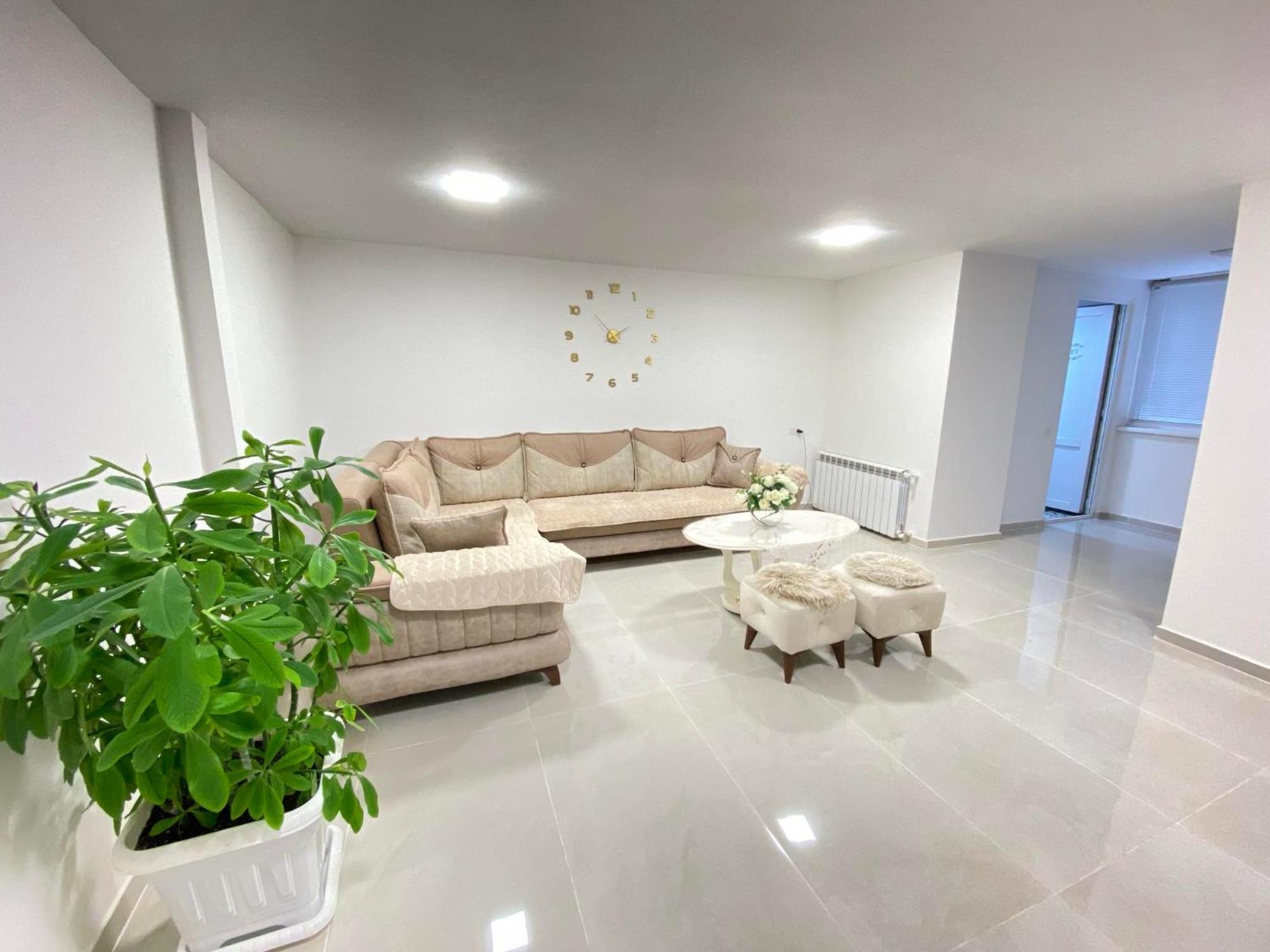 Апартаменти Duplex On Lliberty Square Тбілісі